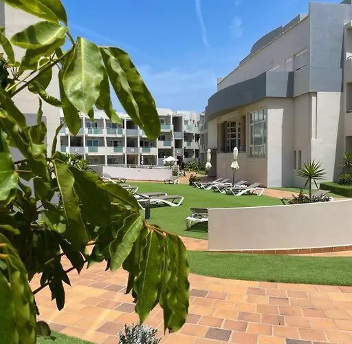 Paradise Palms I Deluxe, Incl. Welcome Package * Κοραλέχο