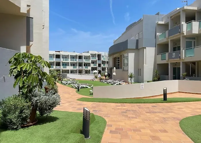 Paradise Palms I Deluxe, Incl. Welcome Package Κοραλέχο